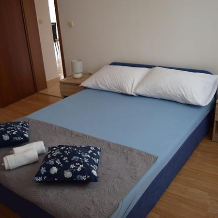 Apartments Marta Kaštel Novi Екстериор снимка