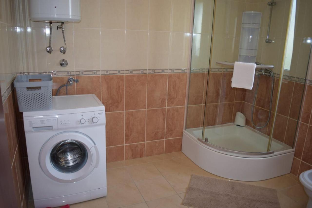 Apartments Marta Kaštel Novi Екстериор снимка