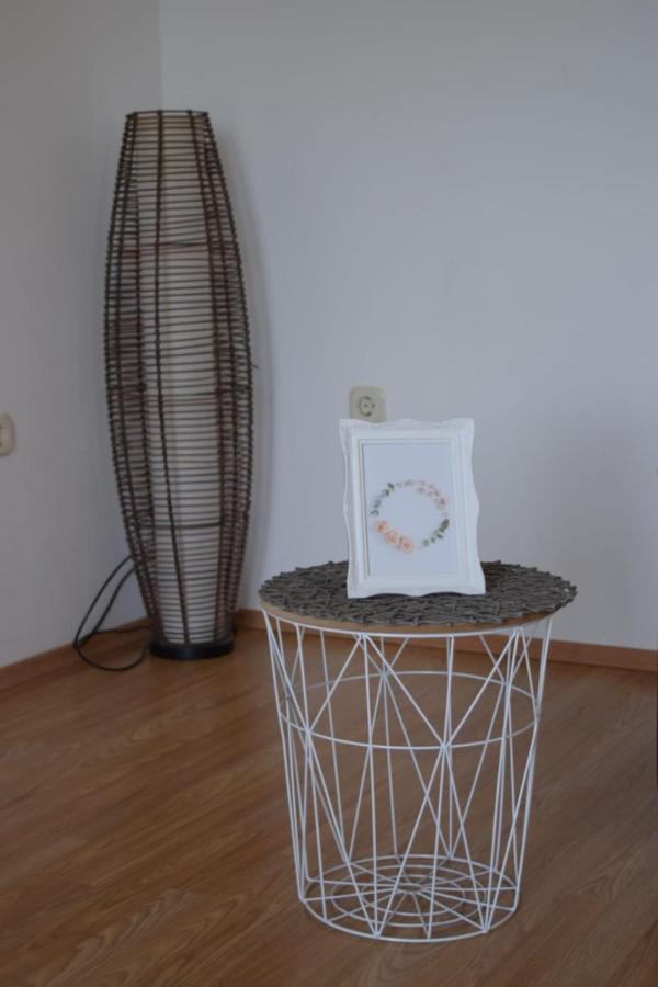 Apartments Marta Kaštel Novi Екстериор снимка