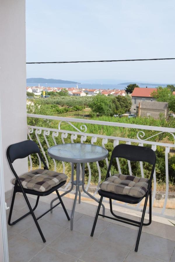 Apartments Marta Kaštel Novi Екстериор снимка
